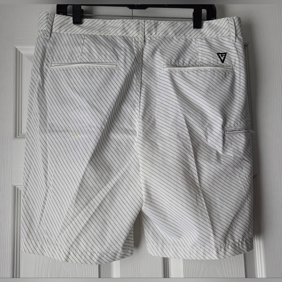 NWOT Vurt White Striped Men's Shorts Size  34W - Picture 7 of 11